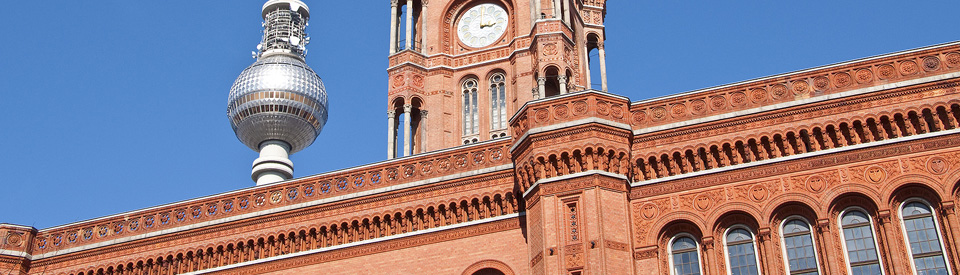 öffentliche Verwaltung, rotes Rathaus Berlin